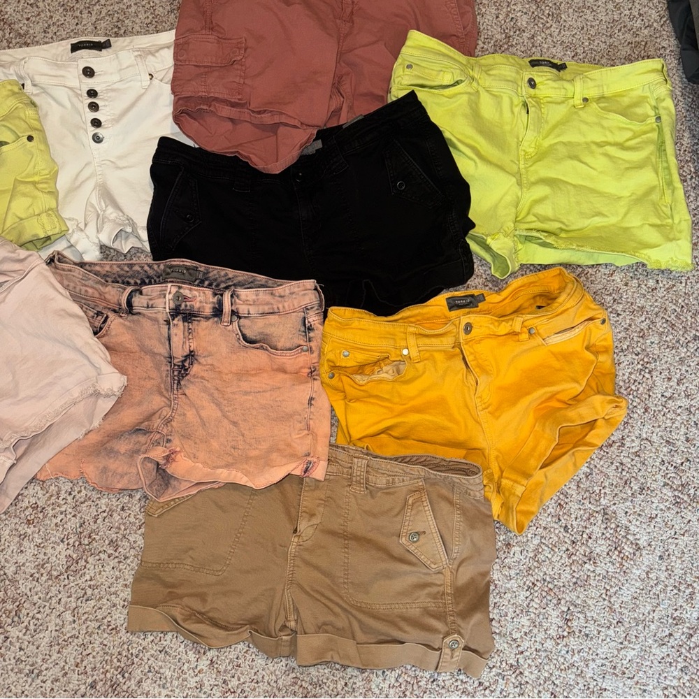 Torrid Women's Jean Shorts in Vibrant Colors - Picture 4 of 5